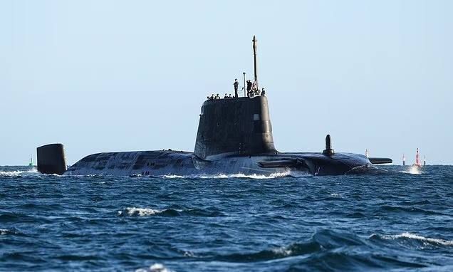 Submarino britânico chega ao Mar Arábico e eleva tensão com Irã
